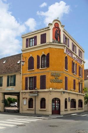 Hotel De L'Ours กูลอมมิแยร์ ภายนอก รูปภาพ